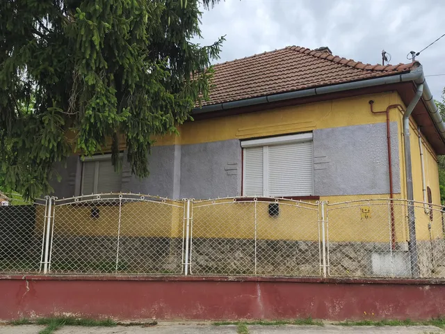 Eladó ház Kocsola 87 nm