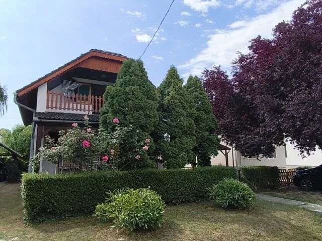 Eladó ház Tamási 60 nm