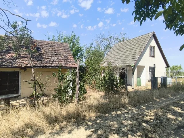 Eladó mezőgazdasági ingatlan Nagykónyi 70 nm