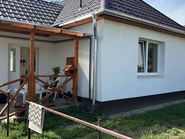 Eladó ház Nyíregyháza, Oros 80 nm