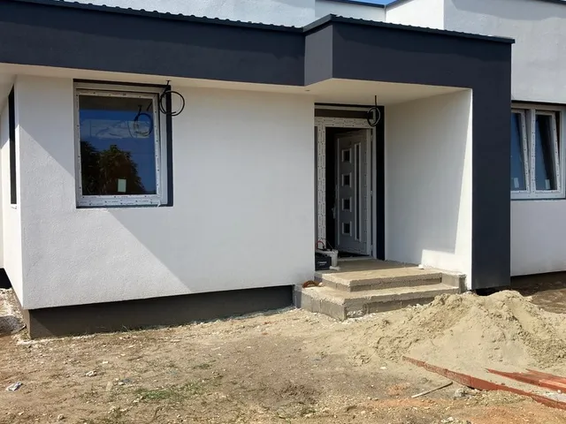 Eladó ház Nyíregyháza, Oros 110 nm