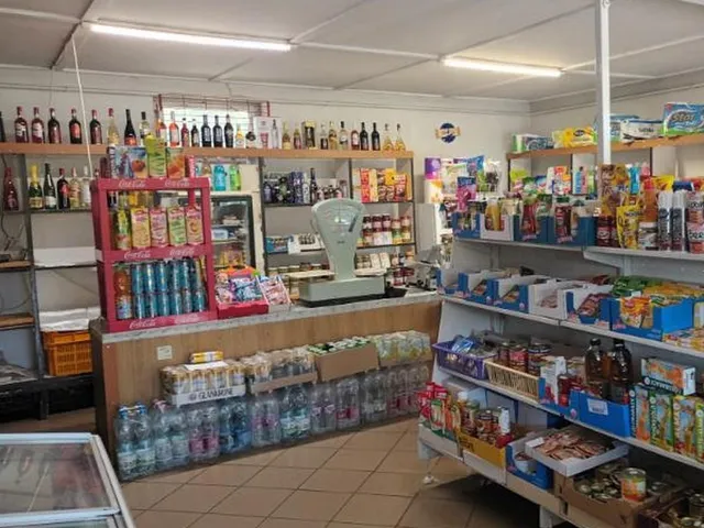 Eladó kereskedelmi és ipari ingatlan Nyíregyháza, Borbánya 110 nm