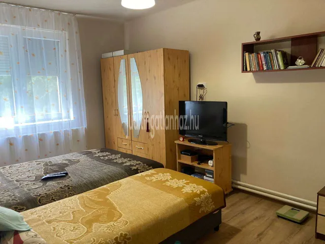 Eladó lakás Nyíregyháza, Malomkert 54 nm