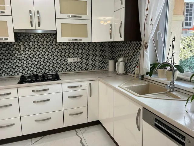 Eladó ház Nyíregyháza, Kertváros 100 nm