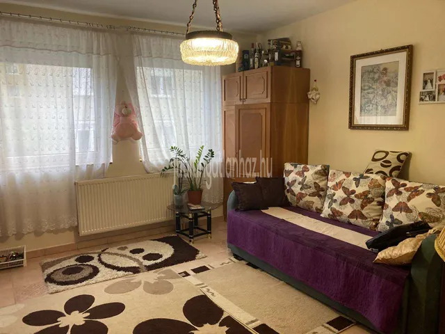 Eladó lakás Nyíregyháza, Belváros, Malom utca 54 nm