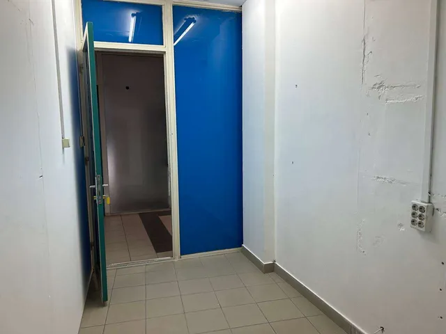 Eladó kereskedelmi és ipari ingatlan Nyíregyháza, Belváros 10 nm