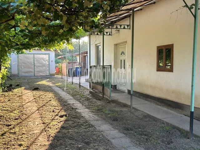 Eladó ház Ibrány, Kertváros 65 nm