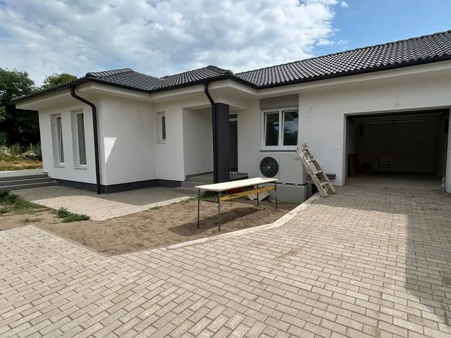 Eladó ház Nyíregyháza, Oros 94 nm