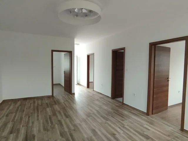 Eladó ház Levél 74 nm