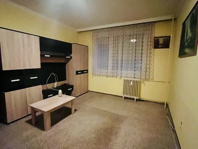 Eladó lakás Mosonmagyaróvár, Városközpont 35 nm