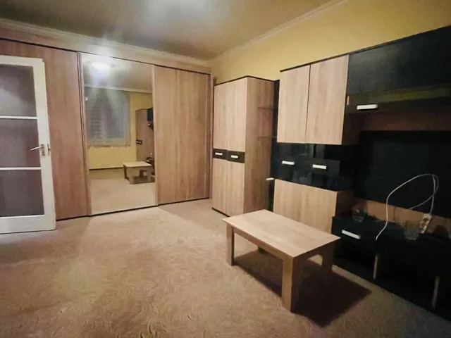 Eladó lakás Mosonmagyaróvár, Városközpont 35 nm