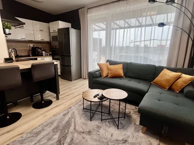 Eladó lakás Levél 60 nm