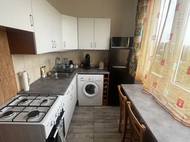 Eladó lakás Győr, Adyváros 62 nm