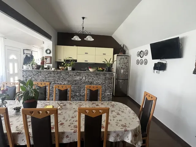 Eladó ház Halászi 190 nm