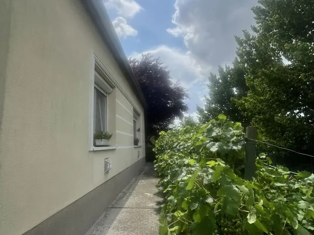 Eladó ház Vámosszabadi 71 nm