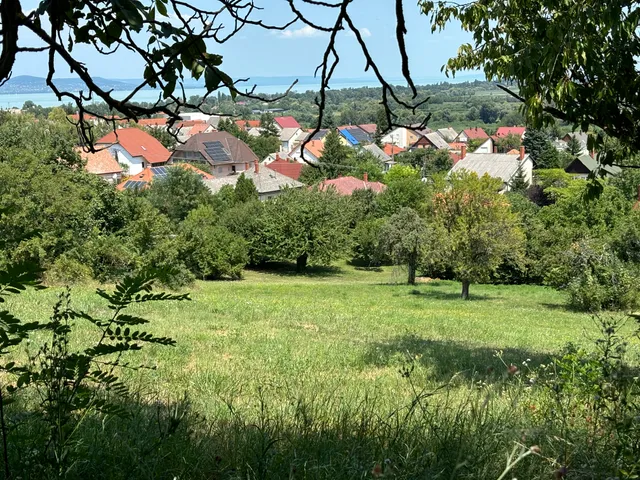 Eladó telek Fonyód, Bélatelep 800 nm