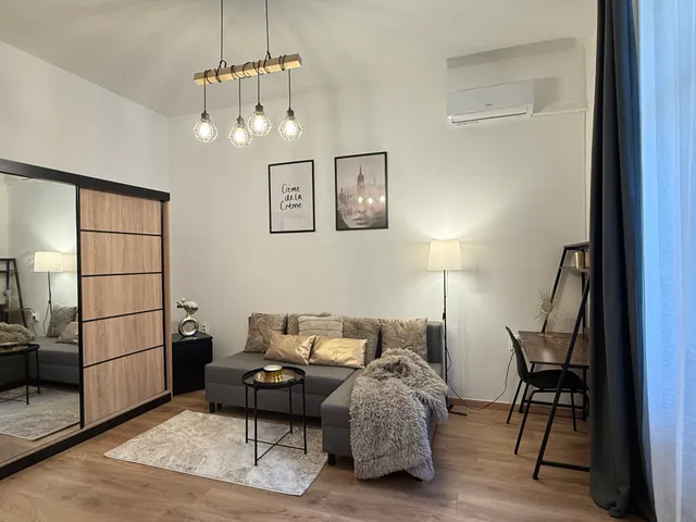 Eladó lakás Budapest VIII. kerület, Palotanegyed 61 nm