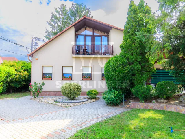 Eladó ház Balatonszárszó 182 nm