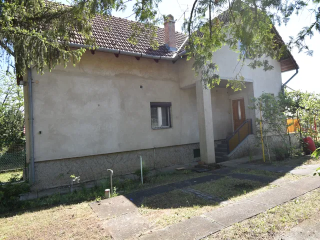 Eladó ház Veresegyház, Táborhely, Budapesti 140 nm