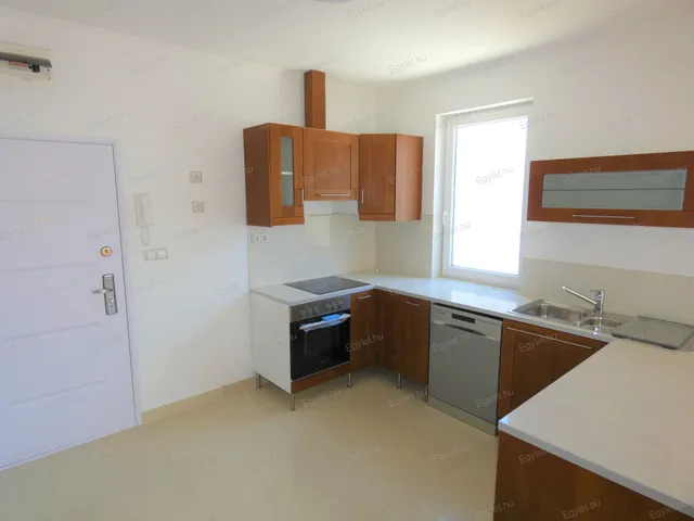 Eladó lakás Budapest XVII. kerület, Rákoshegy 55 nm