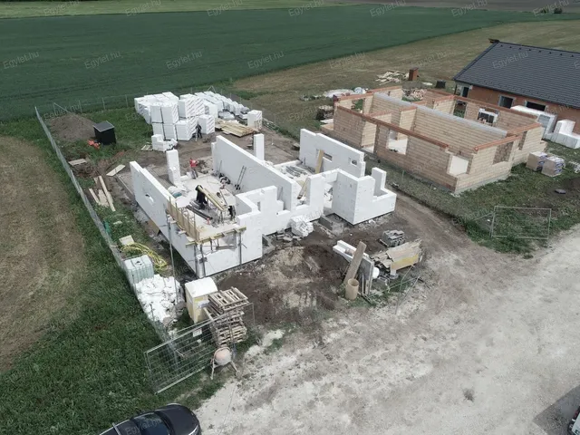Eladó ház Tárnok 130 nm