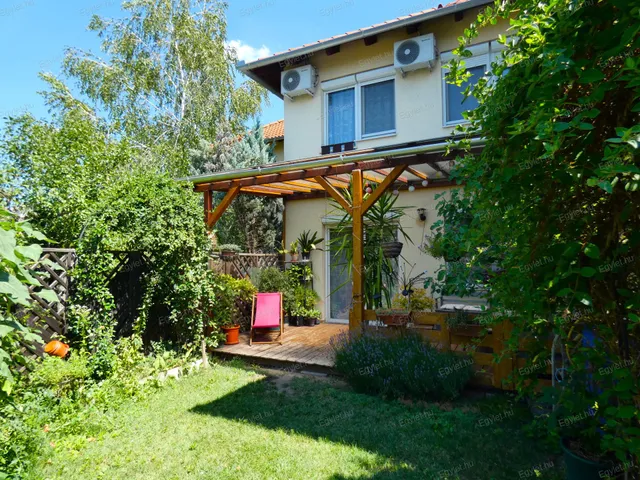 Eladó ház Budapest XVII. kerület, Rákoscsaba-Újtelep 94 nm