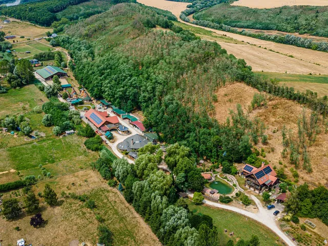 Eladó ház Nőtincs 152831 nm