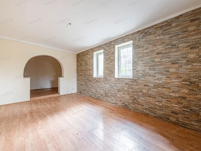 Eladó lakás Budapest II. kerület, Kurucles 44 nm