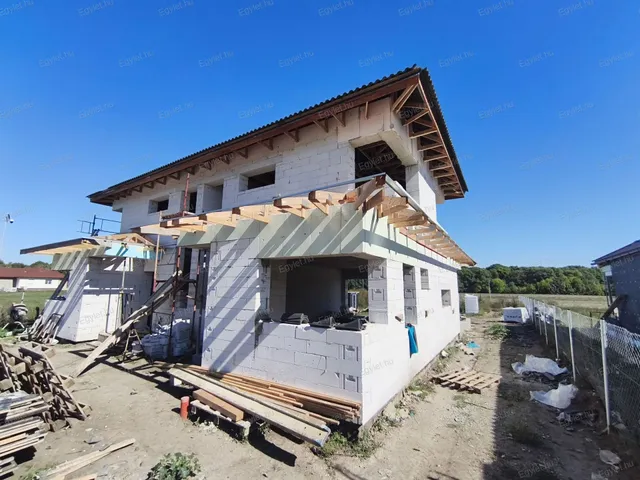 Eladó ház Tárnok 130 nm