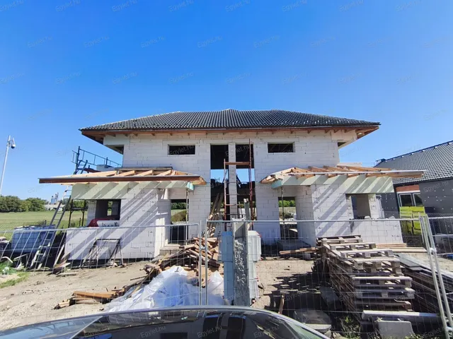 Eladó ház Tordas 130 nm