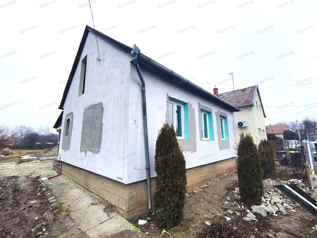 Eladó ház Monor 96 nm