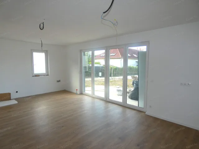 Eladó ház Pécel 115 nm