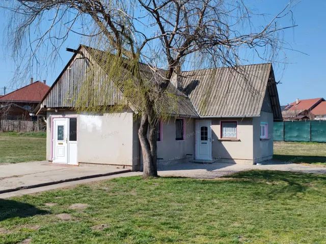 Eladó mezőgazdasági ingatlan Kistarcsa, Fenyvesliget 3355 nm