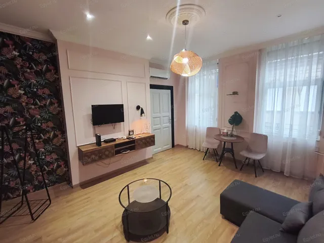 Eladó lakás Budapest VIII. kerület 45 nm