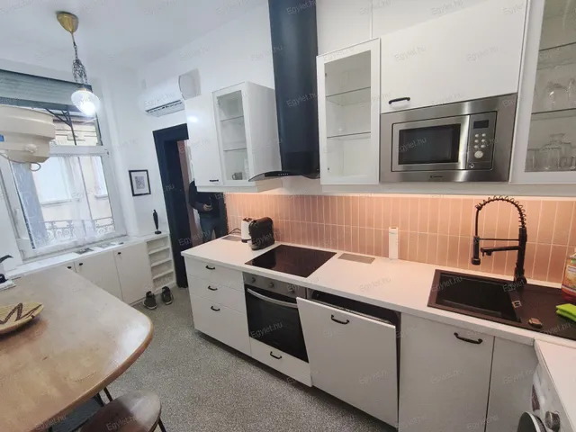 Eladó lakás Budapest VIII. kerület 45 nm