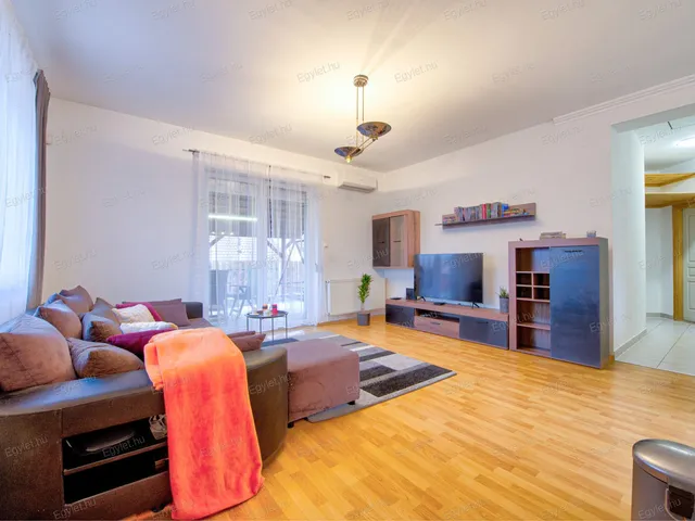 Eladó lakás Szigetszentmiklós, Bucka 70 nm