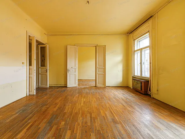 Eladó lakás Budapest VI. kerület 97 nm