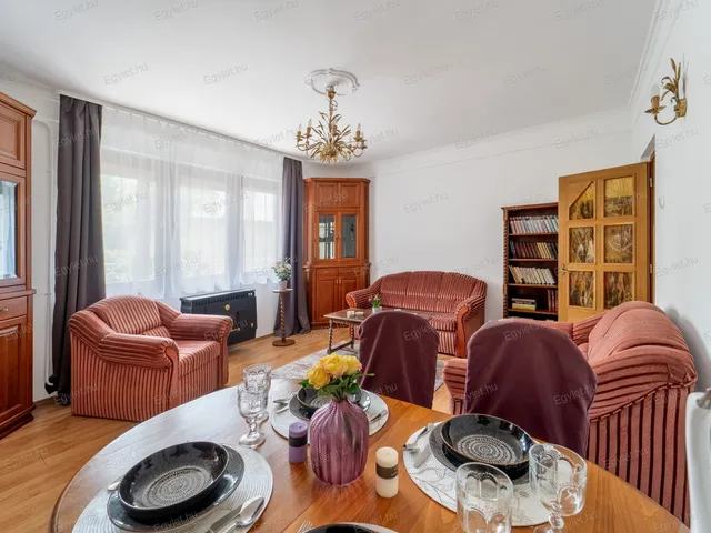 Eladó ház Budapest XVIII. kerület, Szemeretelep 78 nm