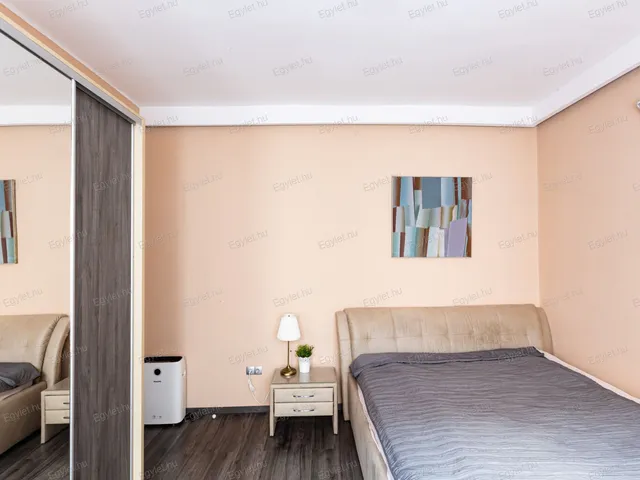 Kiadó lakás Budapest I. kerület 76 nm