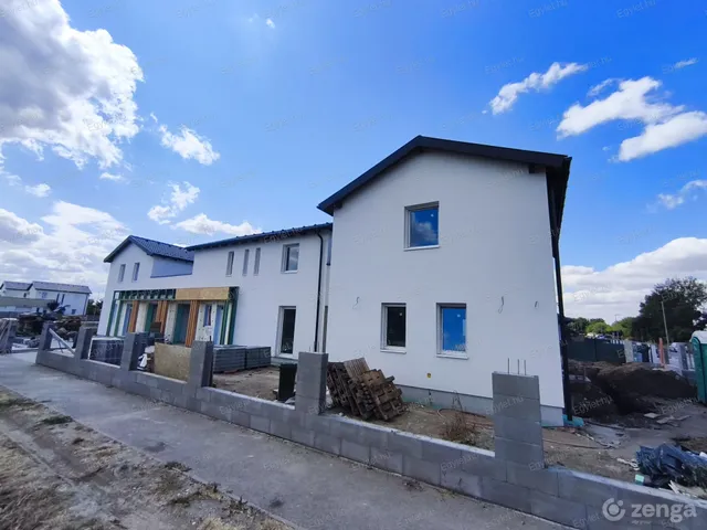 Eladó ház Vecsés, Felsőhalom 120 nm