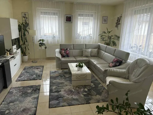 Eladó ház Ócsa 126 nm