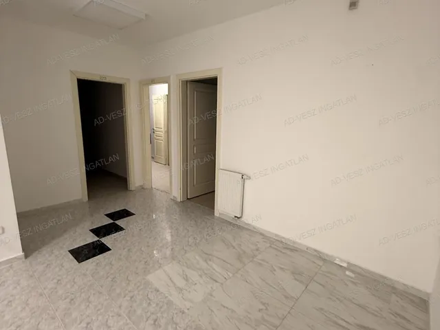 Eladó lakás Dabas 71 nm