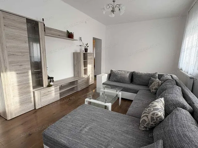 Eladó ház Ócsa 168 nm