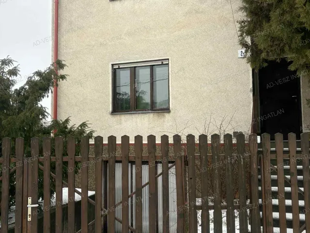 Eladó ház Ócsa 180 nm