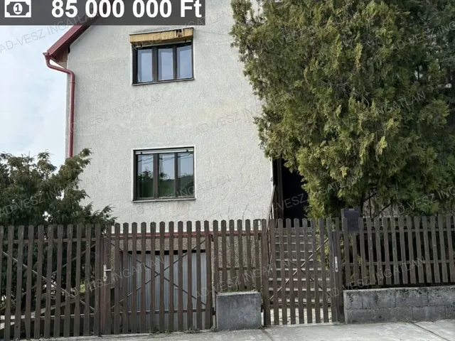 Eladó ház Ócsa 180 nm