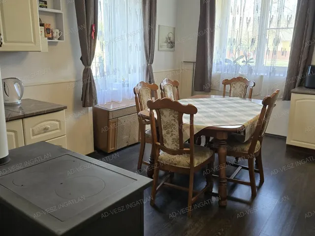 Eladó ház Dabas, Sári 84 nm