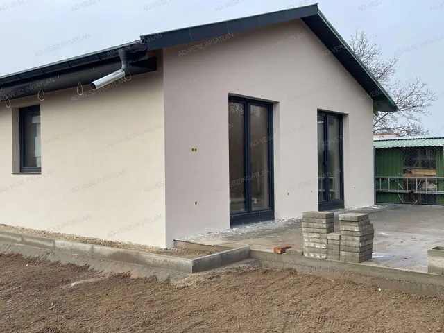 Eladó ház Ócsa 126 nm