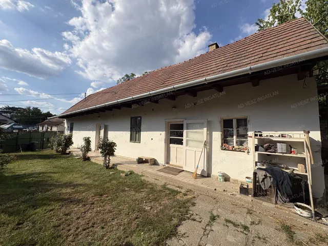 Eladó ház Ócsa 70 nm