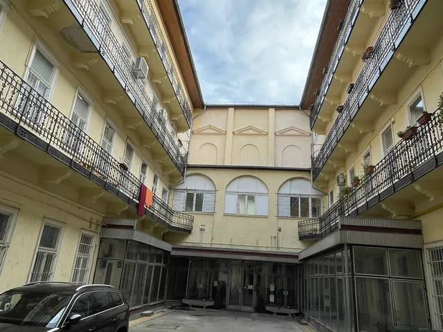 Eladó lakás Budapest, Rottenbiller utca 94 nm