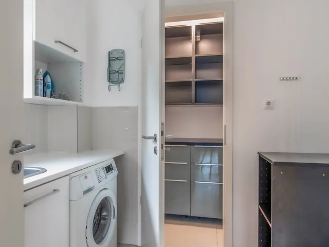 Eladó ház Budapest XII. kerület, Mártonhegy 280 nm